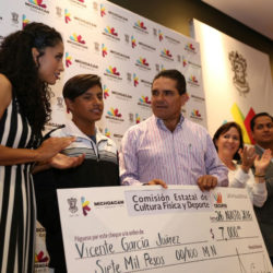Gobierno del Estado cumple con la comunidad deportiva