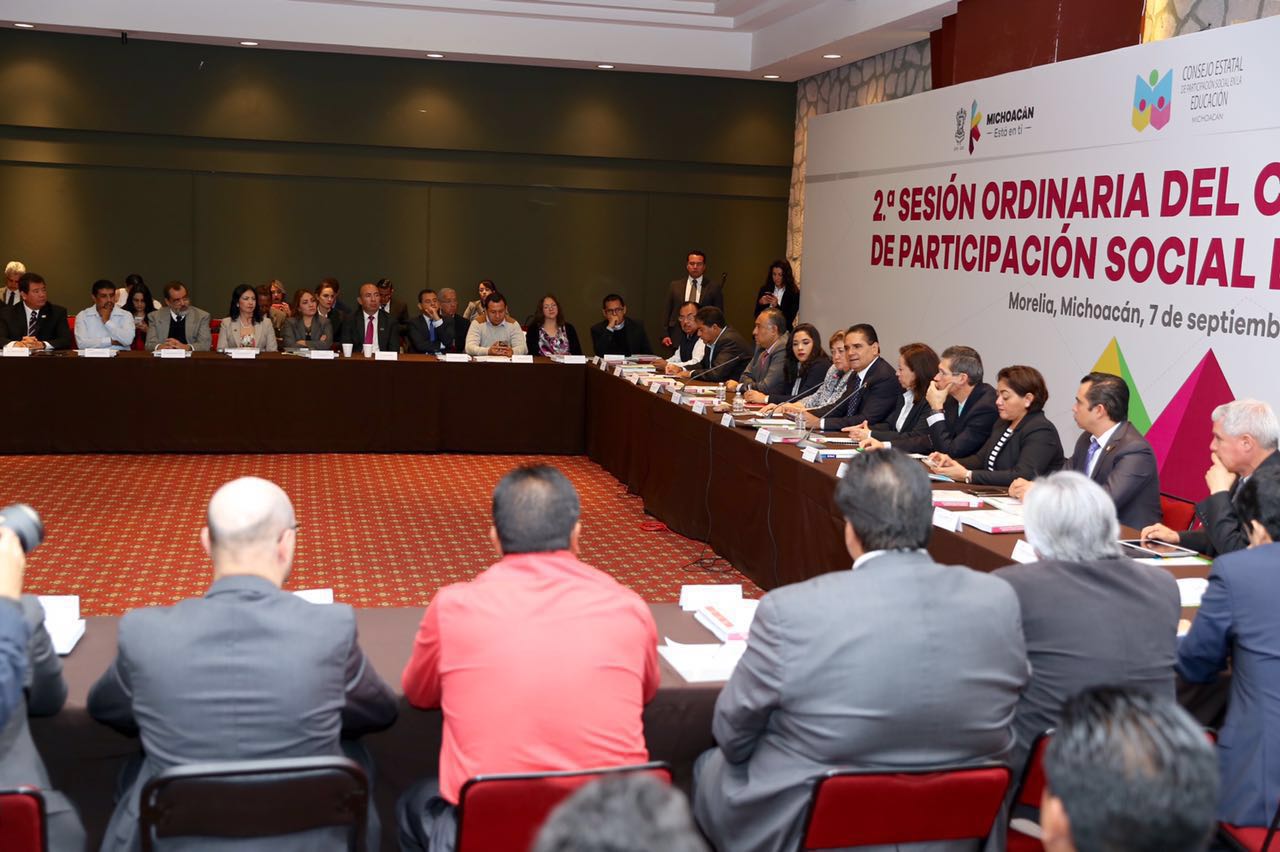 Avanza Michoacán hacia la calidad educativa: Silvano Aureoles
