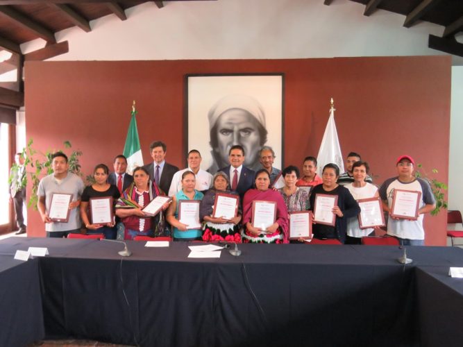 El Gobierno del Estado, comprometido con el desarrollo de los artesanos.