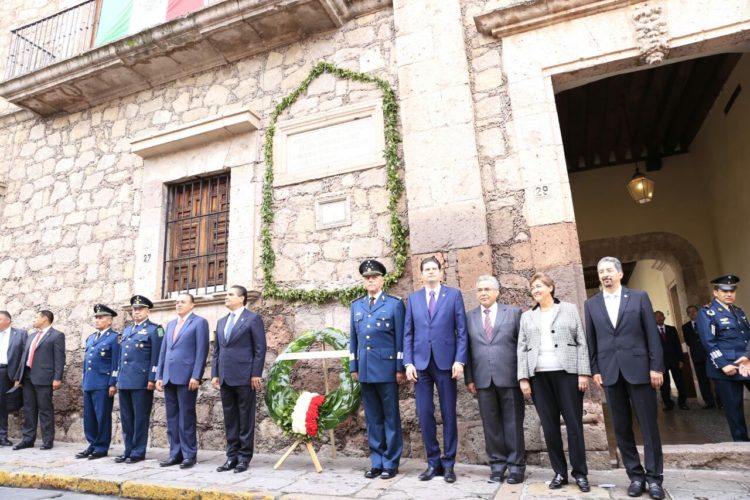 Silvano Aureoles y Salvador Cienfuegos encabezan festejos por natalicio CCLI del Siervo de la Nación,