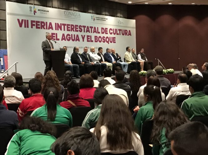 Impulsan la cultura del uso racional del agua y de los recursos naturales