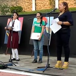 De la EST-5 ganadoras del concurso de poesía en Apatzingán (Video)