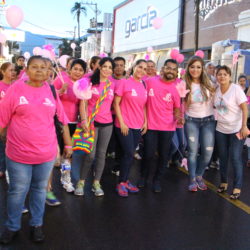 Caminata contra cáncer de mama