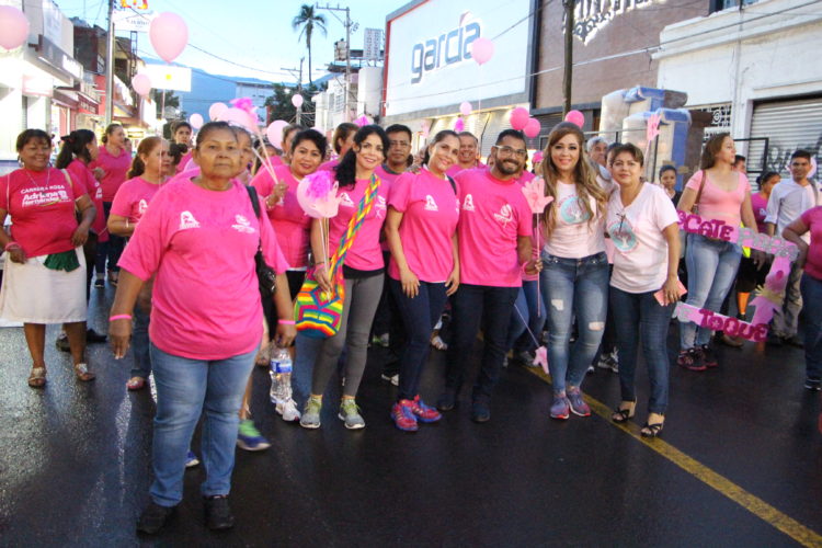 Caminata contra cáncer de mama