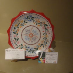 Premian a ganadores del Concurso Artesanal de Maque Incrustado y Textil de Algodón Bordado