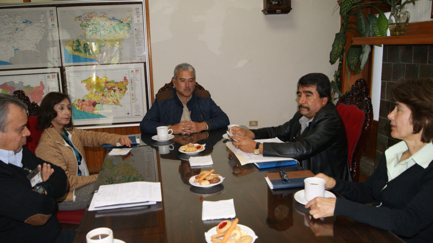 Cofom y tecnólogos de la madera estrechan lazos en pro del sector forestal