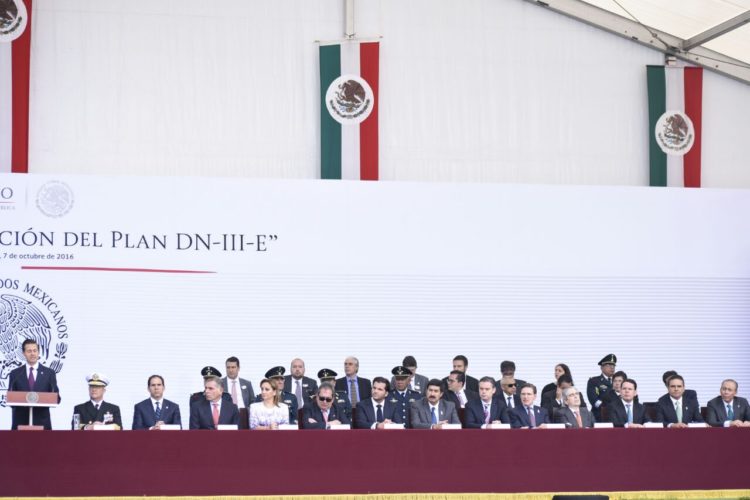 Acude Gobernador al 50 Aniversario del Plan DN-III-E