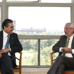 Dialoga Silvano Aureoles con rector de la UNAM