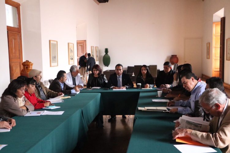 Gobierno del Estado cumple compromisos con habitantes de Nahuatzen