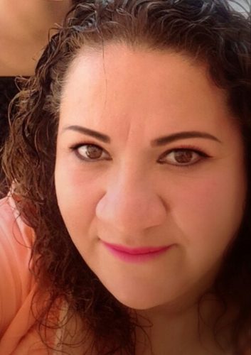 Fallece en accidente la profesora y periodista Yuritzi Yanell Bustos