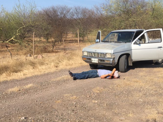 Identifican a dos hombres asesinados a balazos