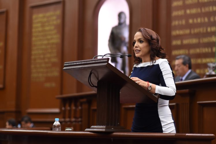 Deuda pública, inseguridad y corrupción, males que más le duelen a Michoacán: Andrea Villanueva