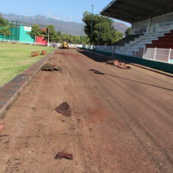 Inicia reconstrucción de la pista de tartán de la Unidad Deportiva