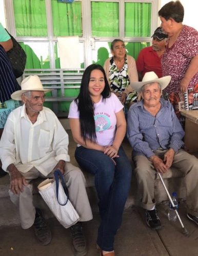 DIF Municipal se solidariza con adultos mayores del "65 y Más"