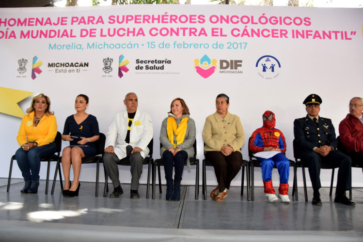 Rinden homenaje a héroes oncológicos