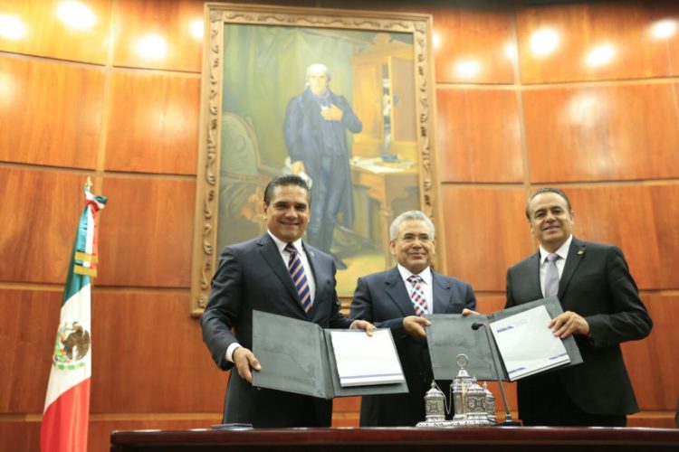Asiste SAC a informe de actividades del presidente del Poder Judicial en Michoacán
