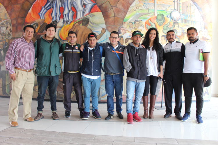 Abandera Cecufid a seleccionados de futbol con parálisis cerebral