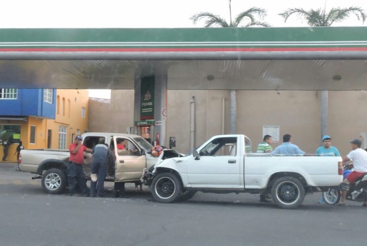 Cinco heridos en choque