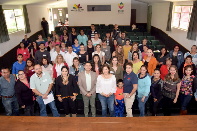 Finaliza diplomado para atención a riesgos psicosociales en adolescentes