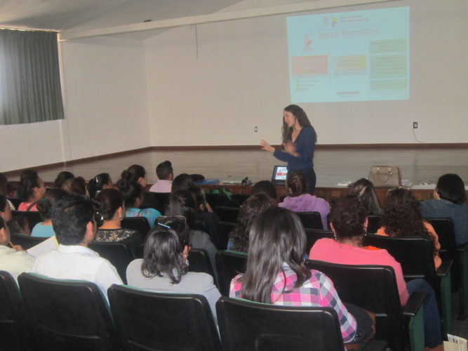 Imparten capacitación de Comunidad DIFerente