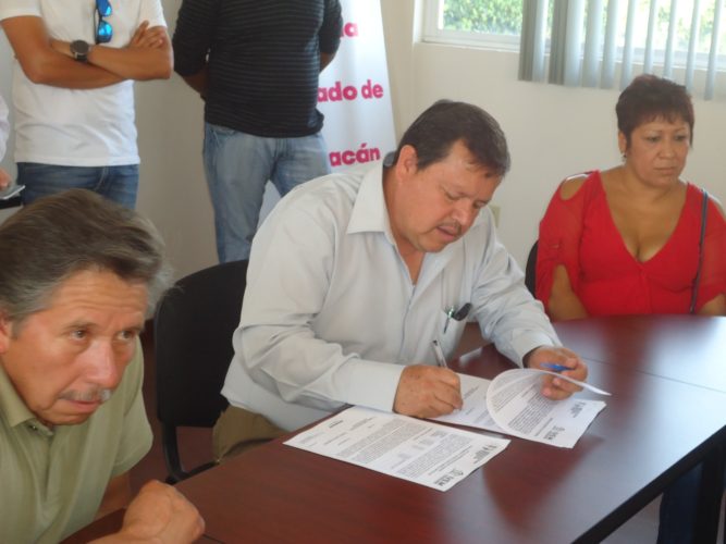 Apoyará IVEM a transportistas para que adquieran viviendas