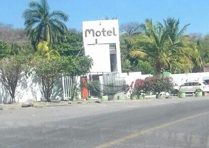 Asesinado en motel de Apatzingán