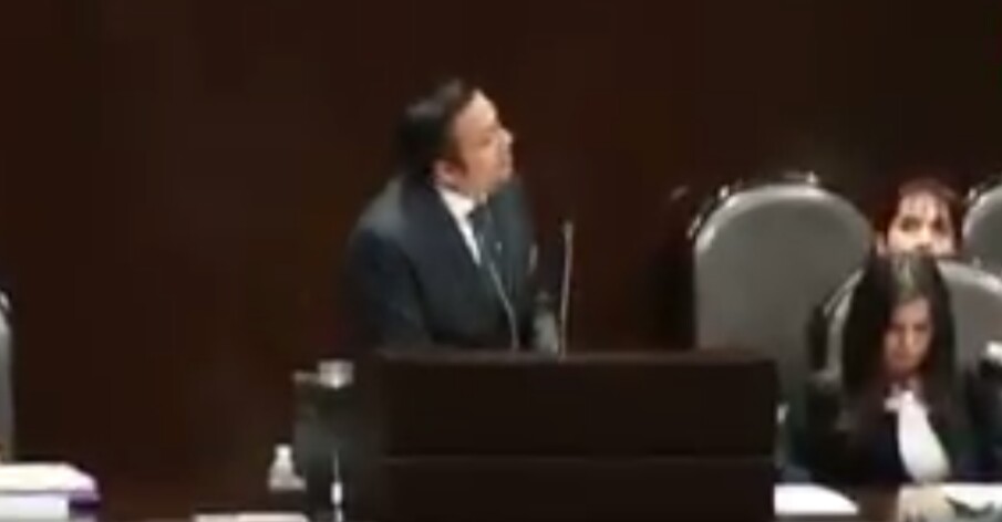 Se lanza "El Vale" en contra de AMLO
