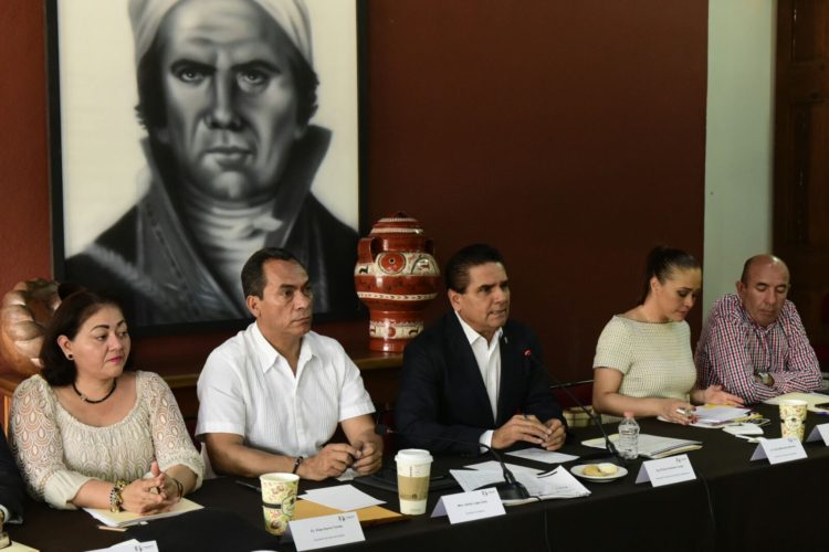 Desarrollo social y humano, esenciales para eliminar flagelo de violencia: Silvano Aureoles