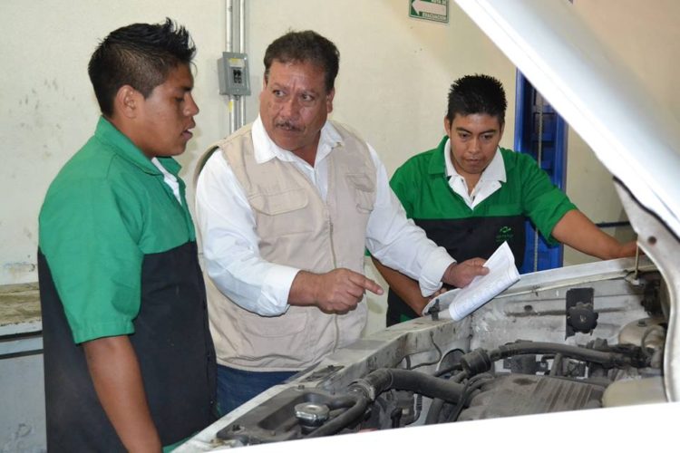 Reconocen labor y compromiso de docentes del Conalep Michoacán