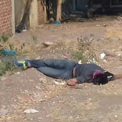 Encuentran a hombre ahorcado