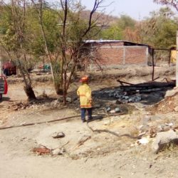 Se incendian dos casas en Coalcomán