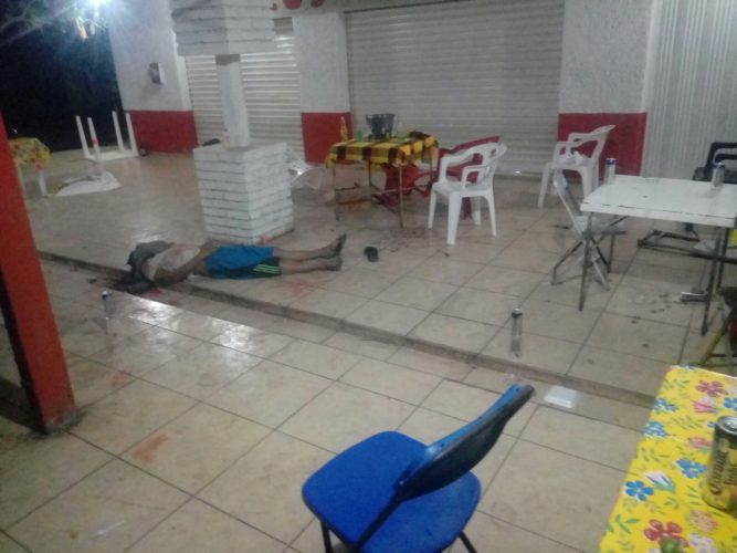 Asesinado en un bar