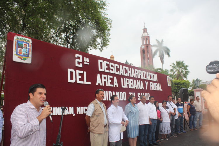 Inicia campaña de “descacharrización”, contra el zancudo