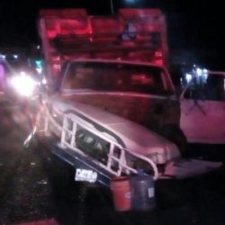 Fallecen dos en choque