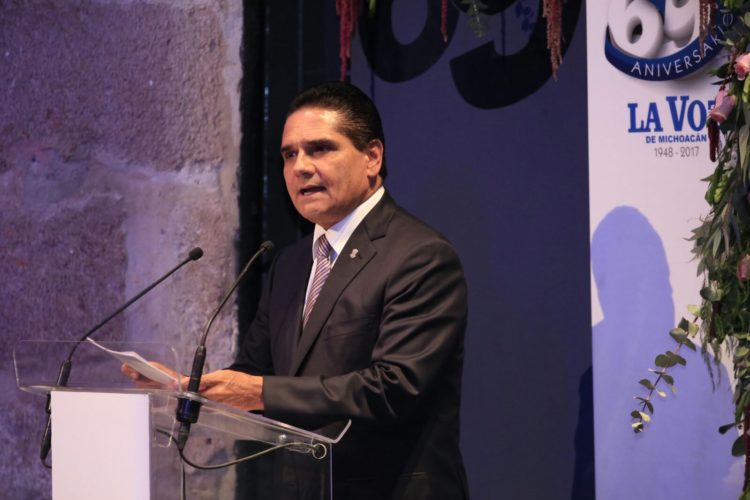 Comunicación, información y educación, pilares para consolidar democracia: Silvano Aureoles