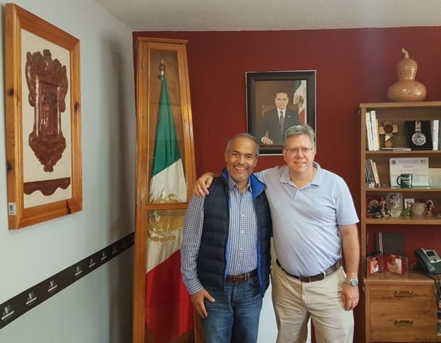 Semigrante estrecha lazos de colaboración con el Migration Policy Institute