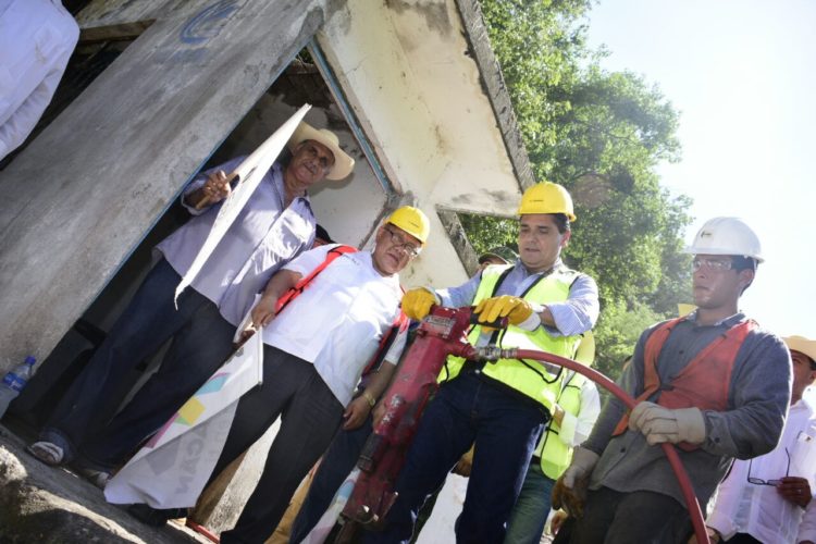 Más de mil mdp en acciones para Huetamo: Silvano Aureoles