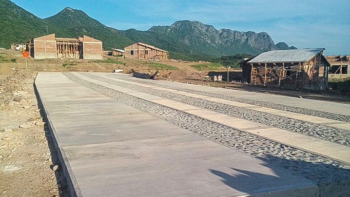 Avanza SCOP en construcción de obras para El Chihuero