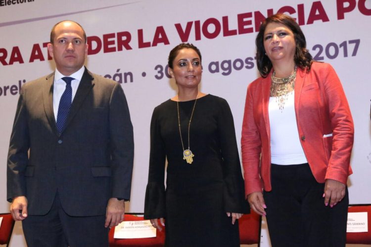 Gobierno de Michoacán impulsa respeto a derechos políticos de las mujeres