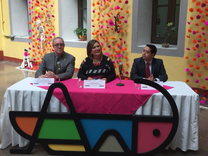 Noche de Muertos de Michoacán, en las instalaciones del Panteón Dolores, Delegación Miguel Hidalgo
