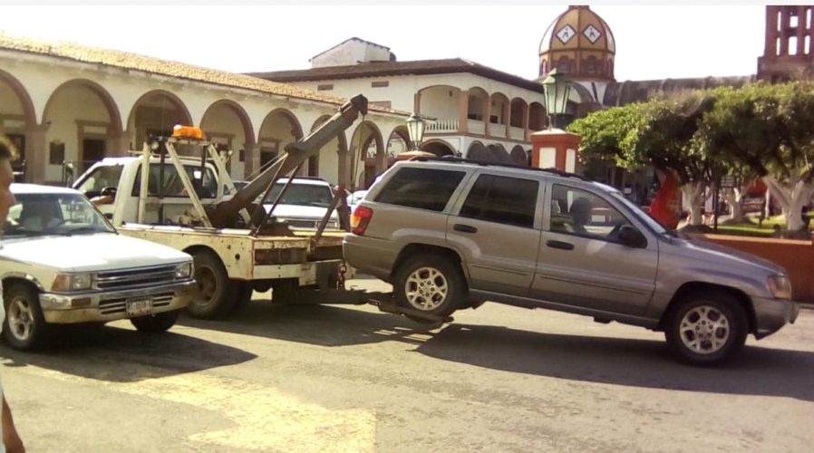 Continúa “operación grúa” como negocio particular de Policía Michoacán; “deben aplicar infracciones a quienes las ameriten”, dice Martín Viveros