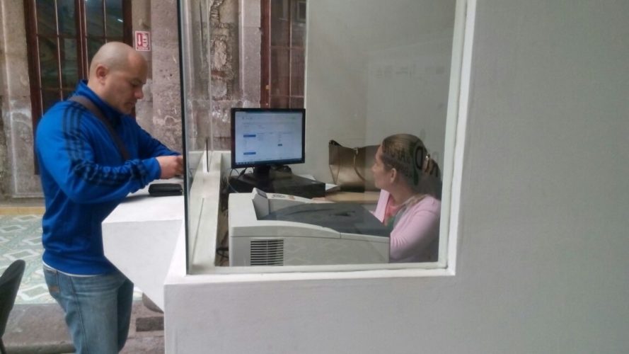 En Módulos Móviles, condonación de multas y recargos en renovación de licencias para conducir: SFA