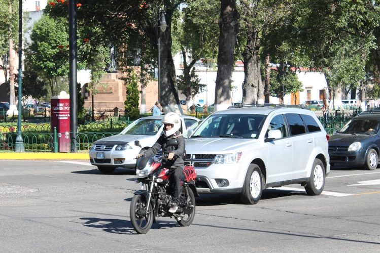 Brinda SFA facilidades para dar de alta motocicletas en el Padrón Vehicular