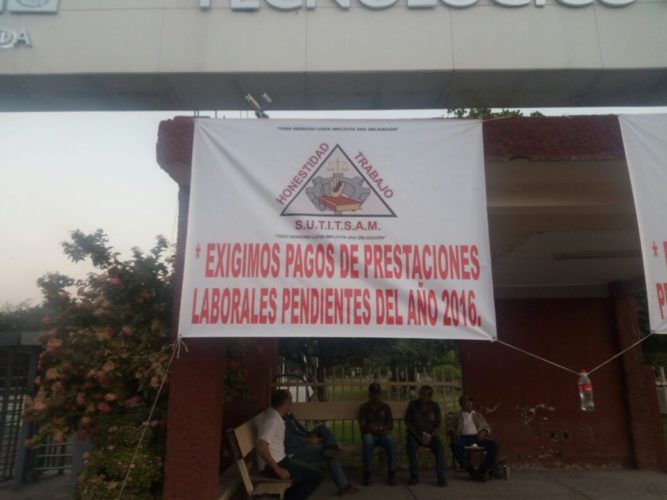 Incumimientos del gobierno paramizan tecnológicos