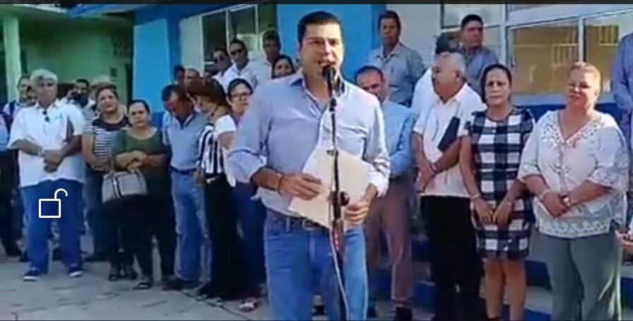 Estrena dos aulas escuela "Epitacio Huerta"