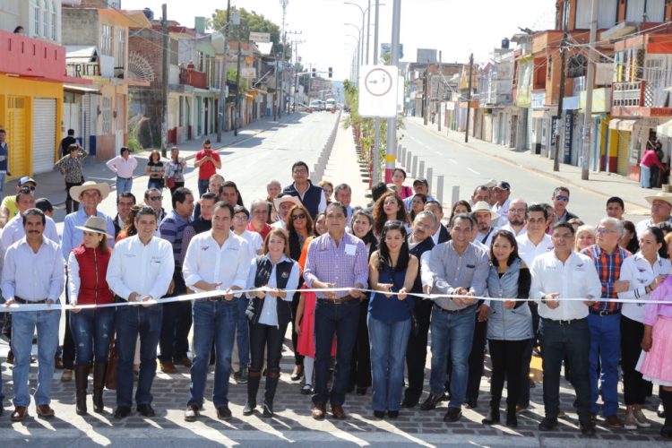 Inaugura Gobernador obras públicas por 164 mdp en Zitácuaro