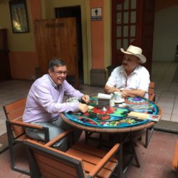 ¡Bomba! Se reúnen Genaro y Nao Ponce en céntrico restaurant