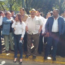 Cuatro «gallos» buscan candidatura a la presidencia por el «frente»