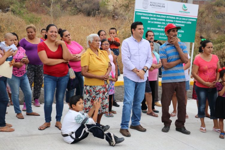 Inaugura alcalde obras por más de 12 mdp