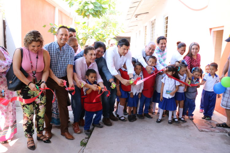 Continúan las obras por la dignificación de las escuelas